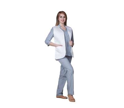 Жилетка медицинская белая утепленная Жилетка медицинская белая утепленная